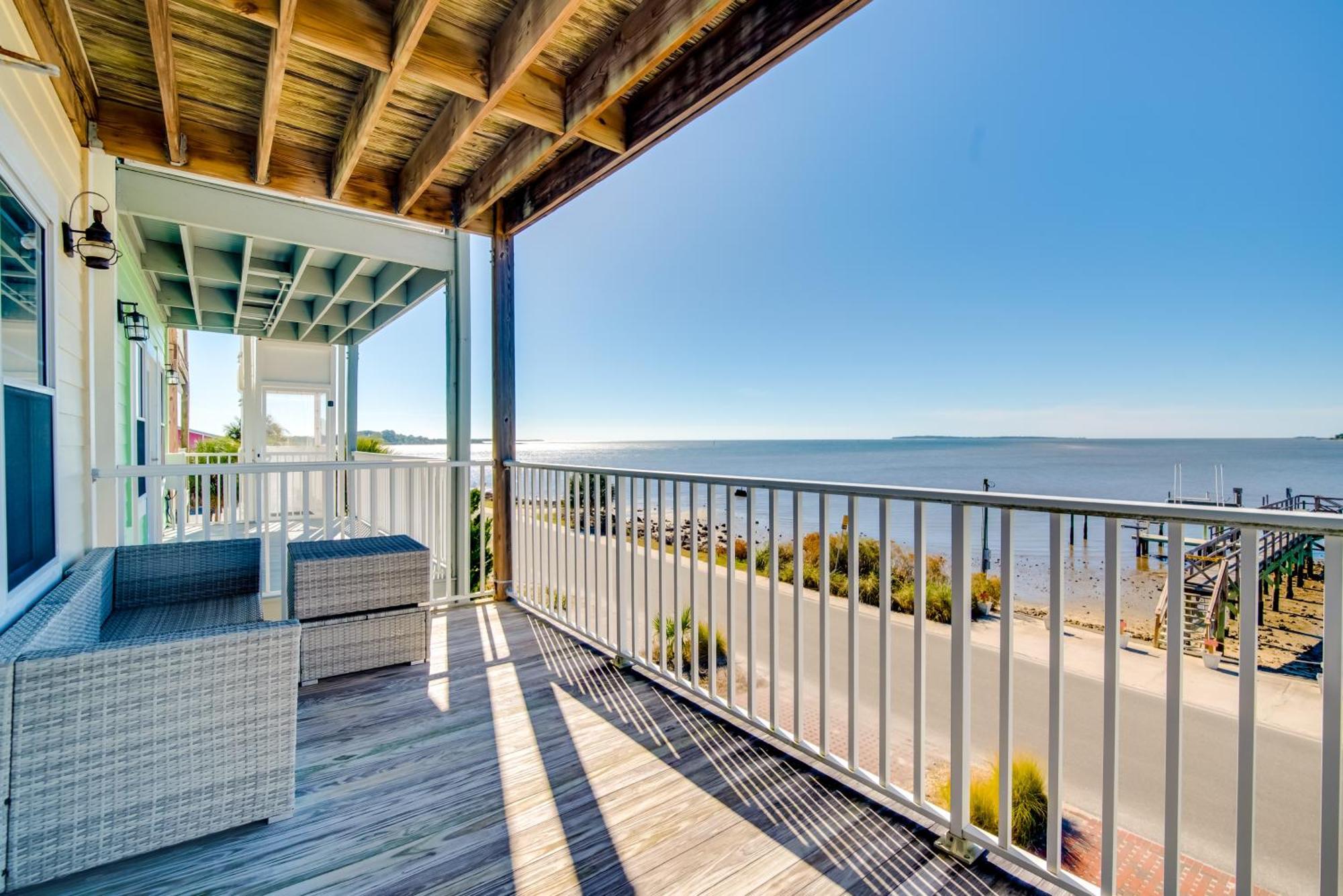 Oceanfront Oasis In Cedar Key With 2 Balconies! Villa Exterior photo